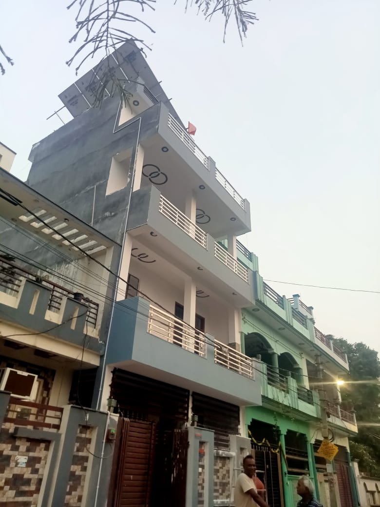 Dr. Amit Mishra, Unity City Colony, Lucknow, Solar Project